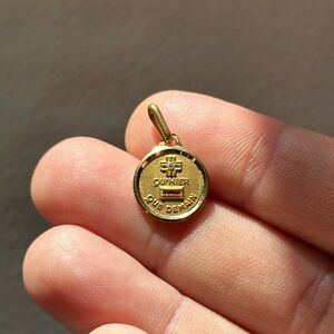 Vintage 18k Yellow Gold French Love Token